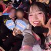 SKE48相川暖花が17周年LIVEでファンと笑顔のセルフィーを撮影。客席には「私の推しメンはほののです！」のうちわを掲げるファンの姿も。