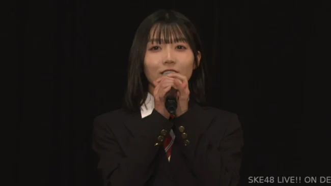 チームE「RESET」公演終了後、活動再開の挨拶をする中坂美祐